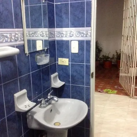 Bed and breakfast Arte Y Galeria Roberto *